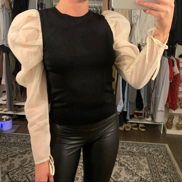 Zara Tops - Zara blouse